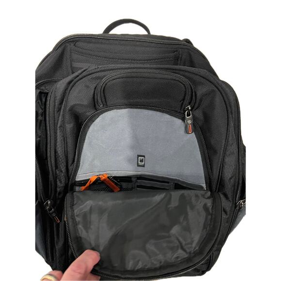 Samsonite Revell Business Backpack - Picture 3 of 5